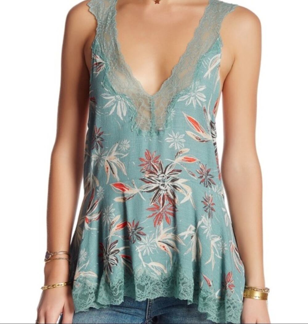 FREE PEOPLE Intimately Bellflower Lace Tank Top Green Floral Drop Arm Holes M